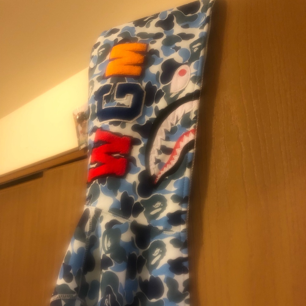 BATHING APE 🦍